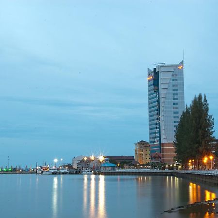 Felda Residence Kuala Terengganu Exterior photo